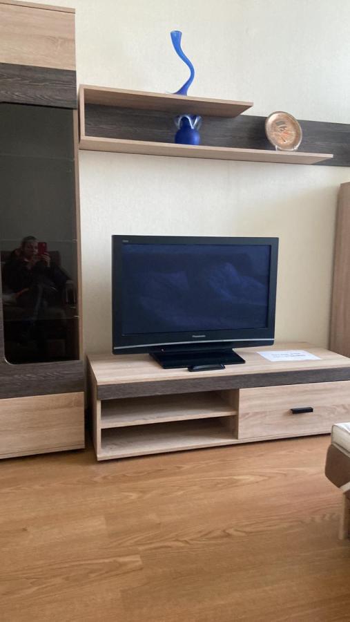 Rent Kiev Apartment 2 Min Metro Chernihivska Bagian luar foto